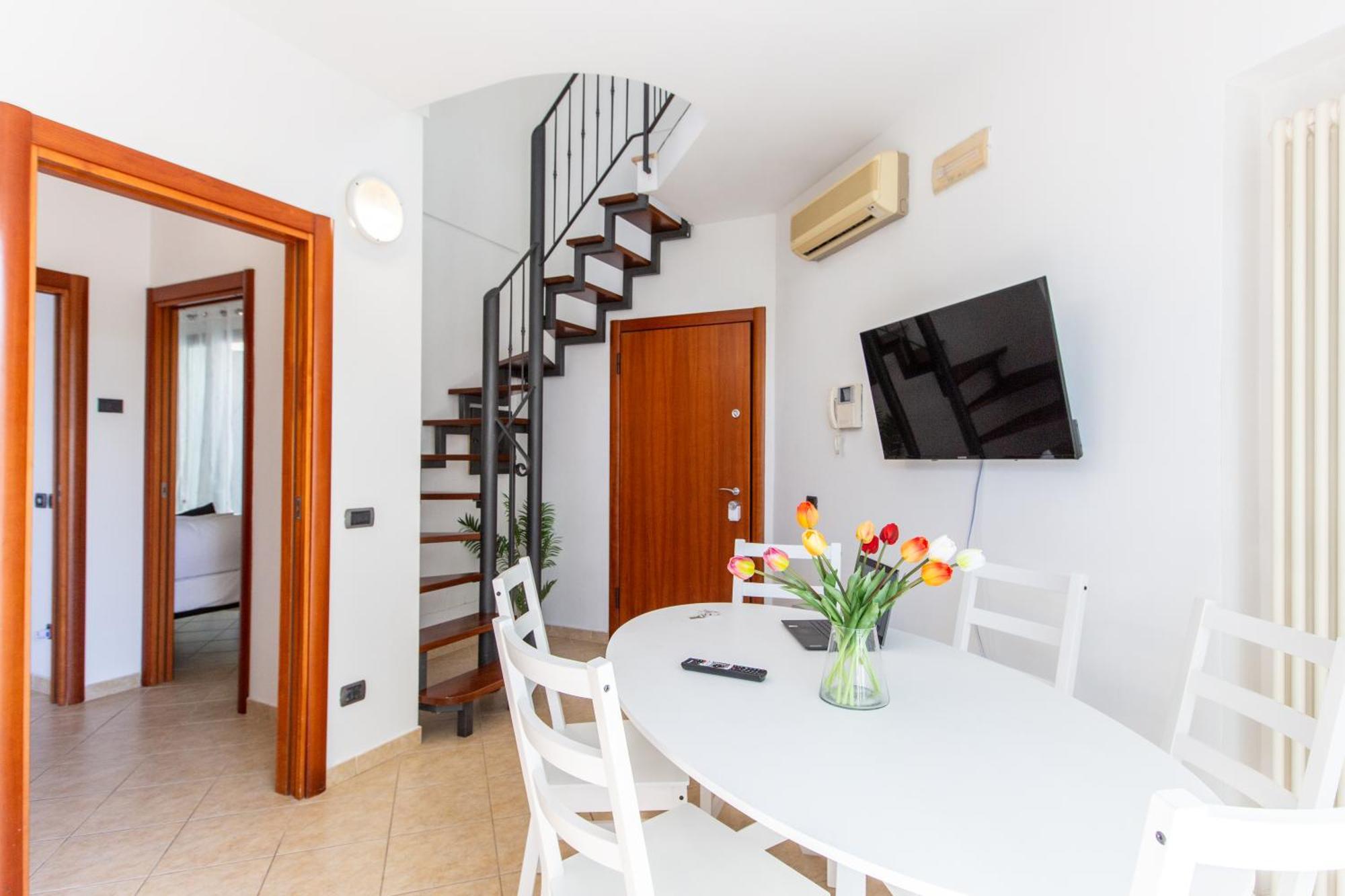 Apartment Desi *